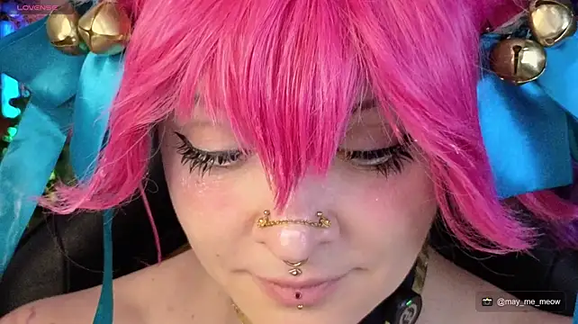 Mee-Meow's Live XXX Chat