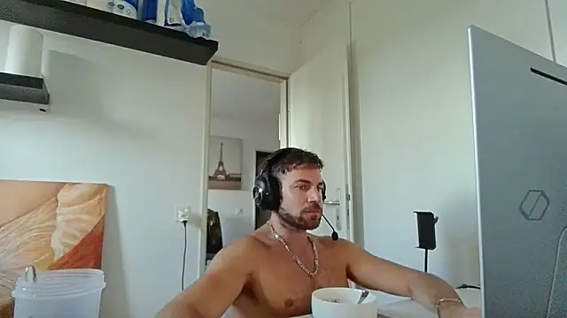 alpha-hunk Live XXX-Chat