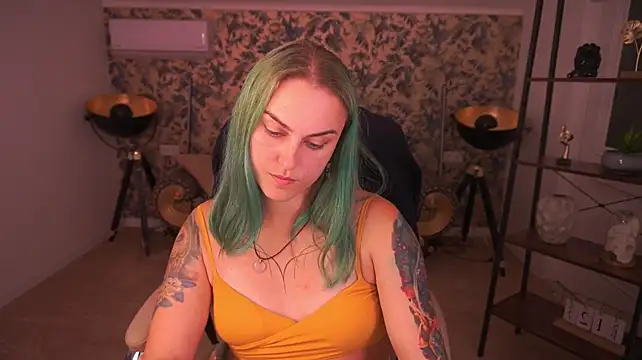 XXX chat uživo modela RayeReam