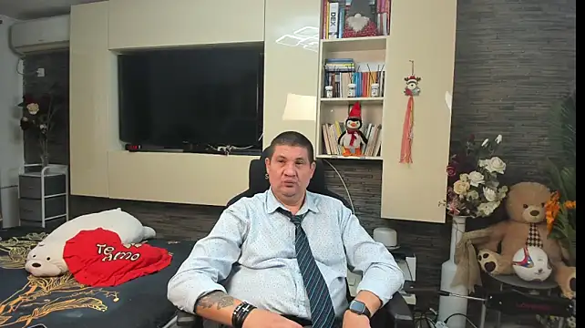 Chat XXX en directo de SpartacusDaddy48