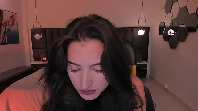 DominiqueVega Chat XXX live