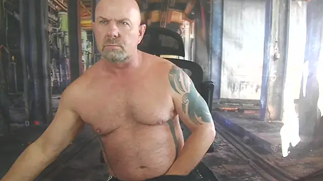 ManlyPrisonGuy's Webcam Show
