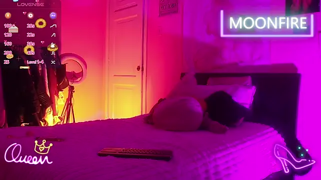 moonfiredancer: απευθείας συνομιλία ΧΧΧ