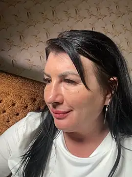 Chatroom XXX en direct de Agata-Anetta
