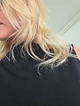 KaylinJan's Live XXX Chat