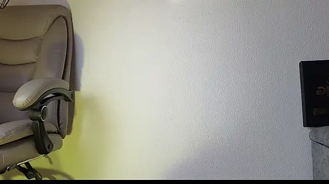 Aura_moons' Live XXX Chat