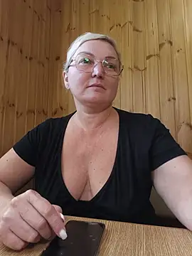 SWEETTbitch – Naživo XXX chat