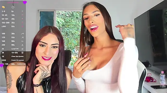 AlessaEcheverri Adlı Modelin Canlı XXX Sohbeti