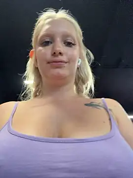 Elfi_InPublic – Naživo XXX chat