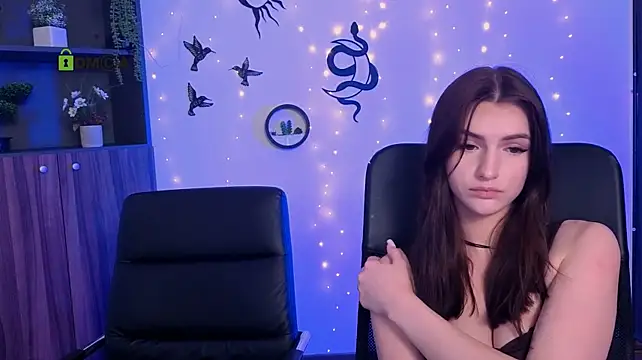 XXX chat uživo modela lisa_dark_