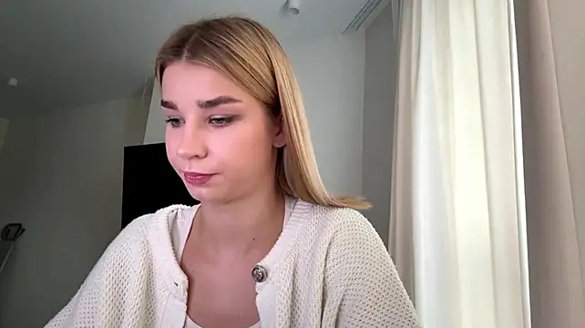 XXX chat uživo modela PickmeGirl