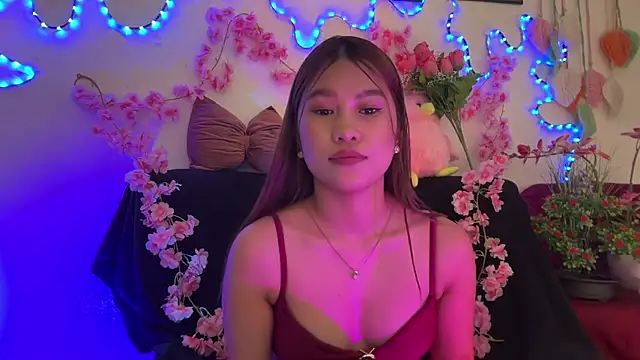 Chat +18 de elonarae ao vivo