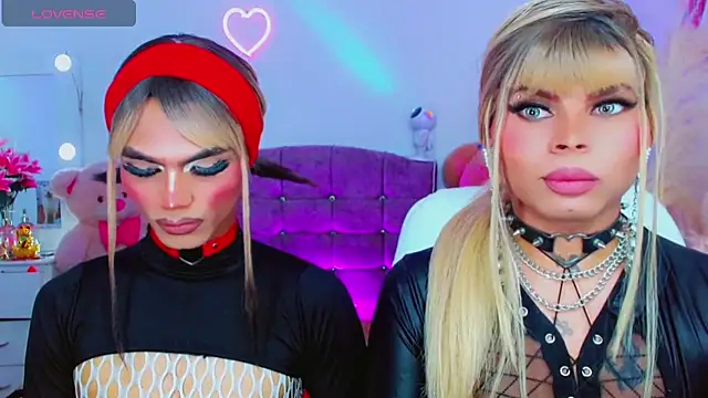 AdanKinng 라이브 XXX 채팅