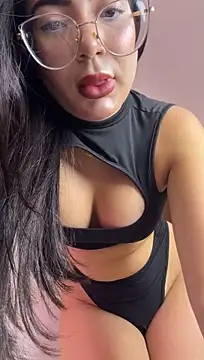 แชท XXX สดของ Mia_222