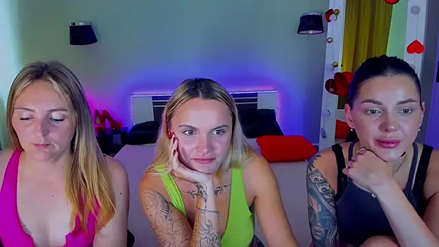 Chat XXX en directo de MagicEyess
