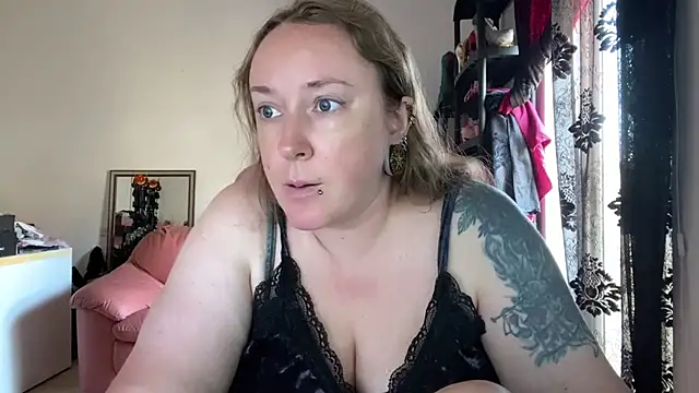 kisicaxx's Live XXX Chat