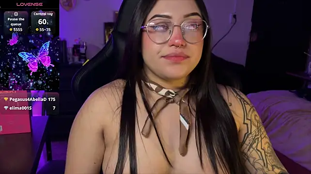 Lilyhotson's Live XXX Chat