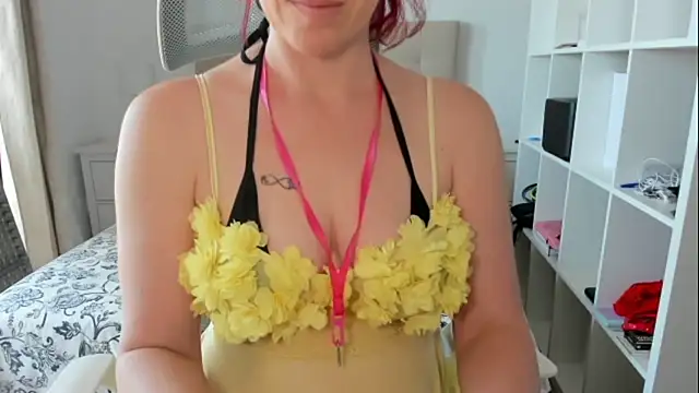 emmita69_のライブXXXチャット