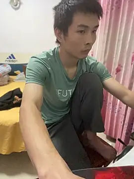 gutou001 Chat XXX live