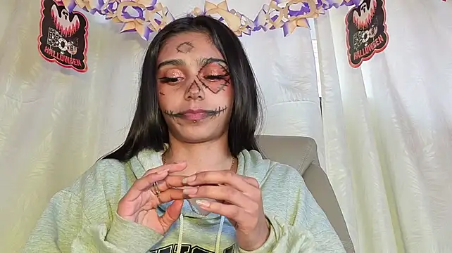 دردشة Dafne_girl4u الجنسية المباشرة