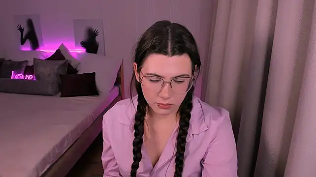 XXX chat uživo modela StellaDarks