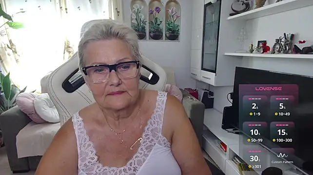 Chat +18 de Selenna57 ao vivo
