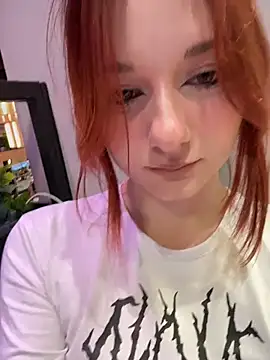 SaintMaya Chat XXX in diretta