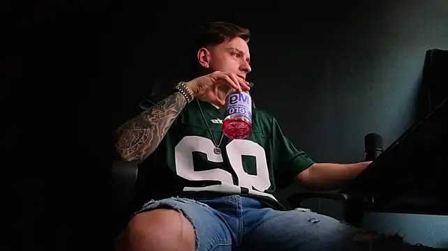 FelixStarkk's Live XXX Chat