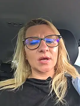 XXX chat uživo modela KaylinJan