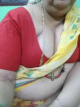 Tamil-mayasri Chat XXX in diretta