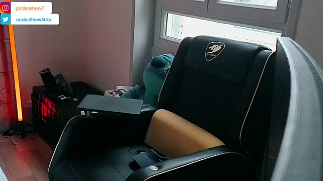 JordanShow Live XXX-chat