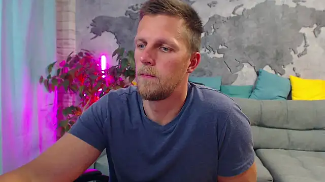 XXX chat uživo modela VikingChrisss