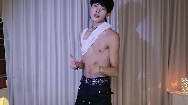 แชท XXX สดของ RenZeng