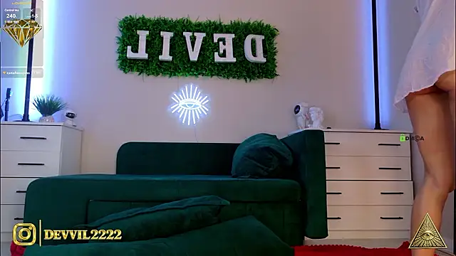 Živý XXX chat Devvil2222