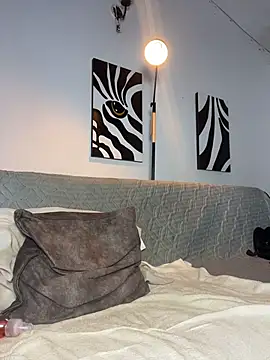 Drake_Wit1 Adlı Modelin Canlı XXX Sohbeti