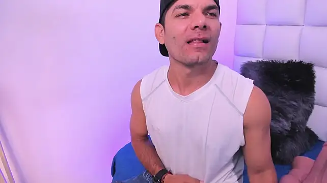 Esteban_Fox69 Live XXX-chat