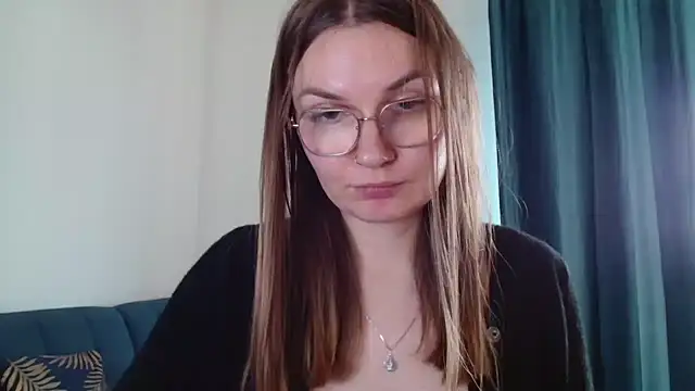 LooveELLYx Adlı Modelin Canlı XXX Sohbeti