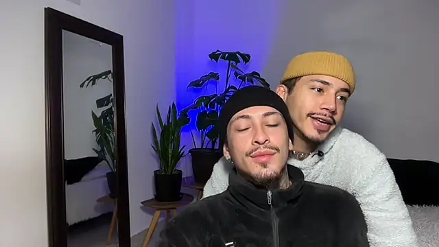 Noah_and_Steven Chat XXX in diretta