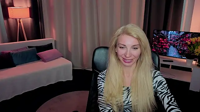 EllisSkyy Live XXX-chat