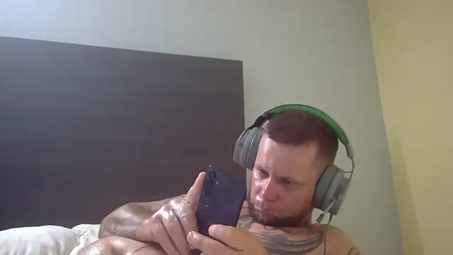 Chat XXX ao vivo de tattedpipeliner