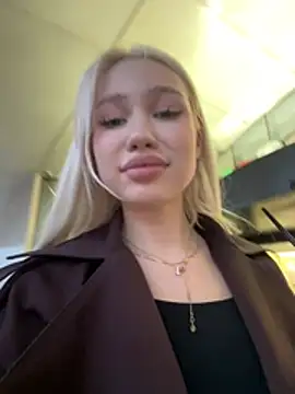 Živý XXX chat Kiss-Aurora-