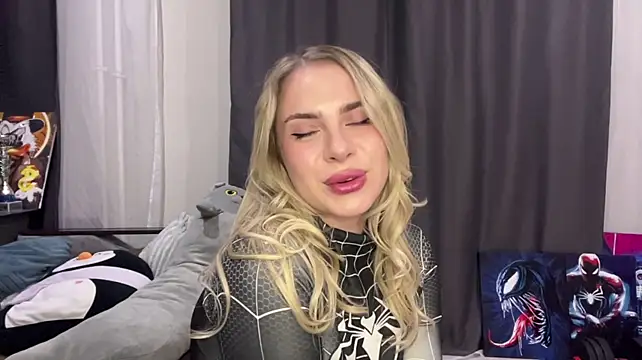 BreanaVinagre's Live XXX Chat