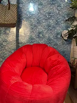 Miuxynh Adlı Modelin Canlı XXX Sohbeti