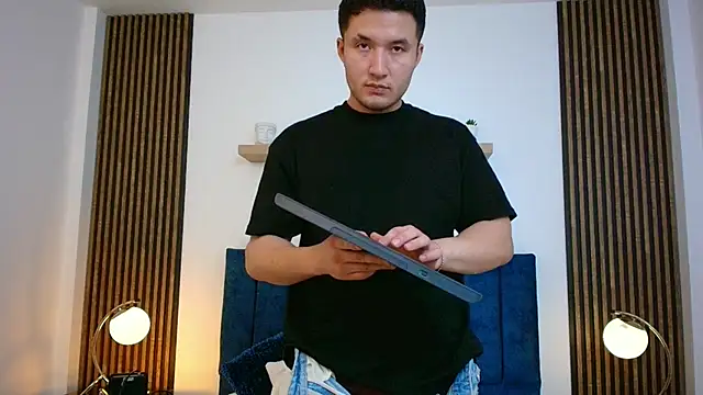 Alexander_Connor 现场XXX聊天