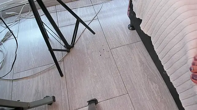 milavoss1901 Live XXX-chat