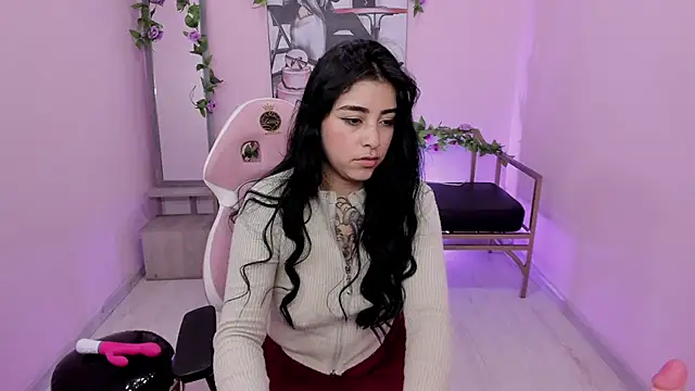 Chat +18 de Adri_gomez_x ao vivo