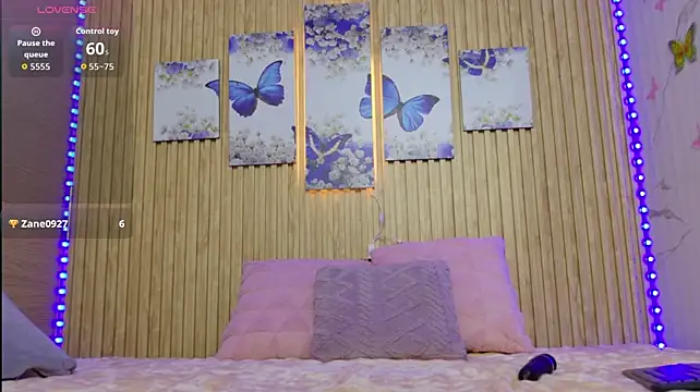Moonceleste's Live XXX Chat