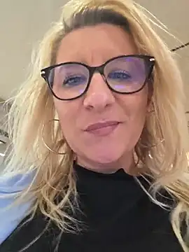 KaylinJan Live XXX-Chat