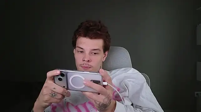 Онлайн чат XXX DENIS_HERE