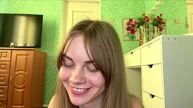 SunnyStrike Chat XXX live